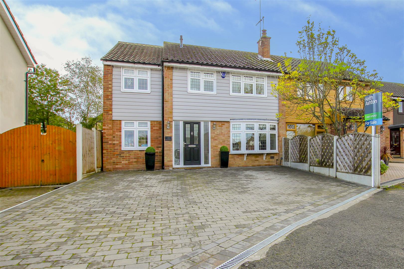 Barn Mead, Doddinghurst, Brentwood Keith Ashton